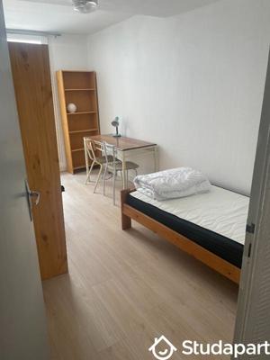 Chambre - 38 m² - 1 pièce