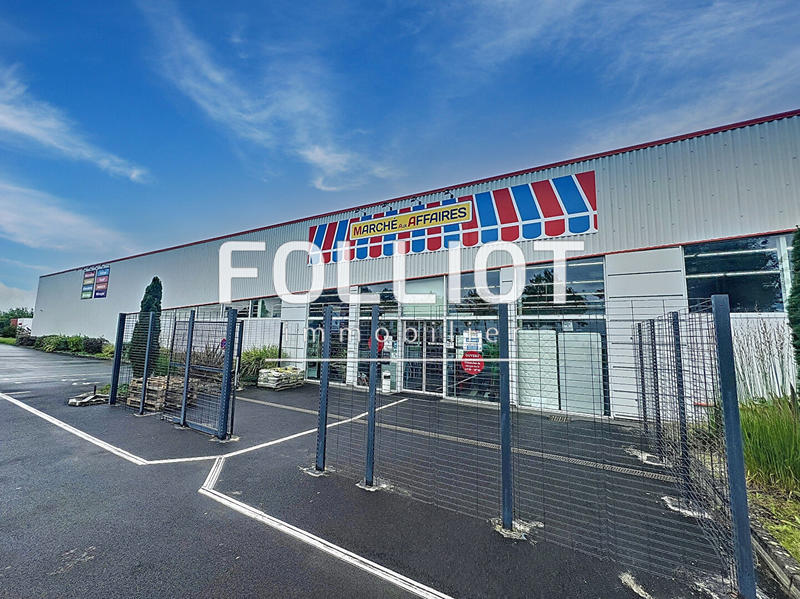 Local commercial - 1 000 m²