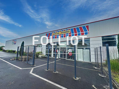 Local commercial - 1 000 m²