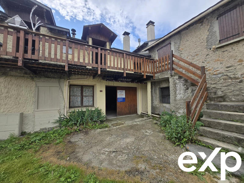 Maison traditionnelle - 67 m² - 3 pièces