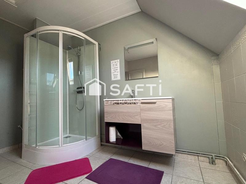 Maison - 96 m² - 6 pièces