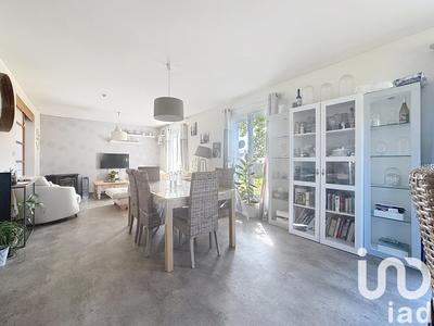 Maison - 200 m² - 7 pièces