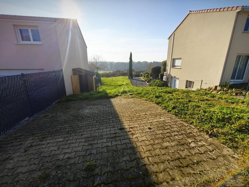 Terrain constructible - 379 m²