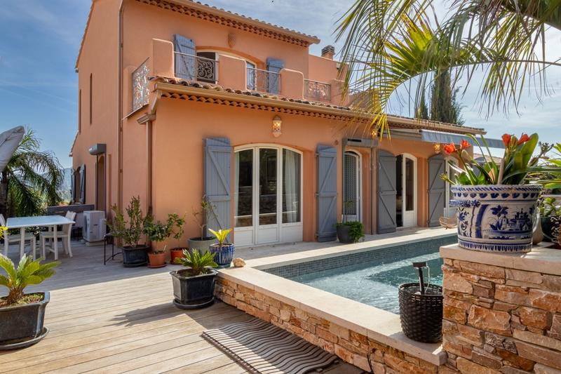 Maison - 145 m² - 5 pièces