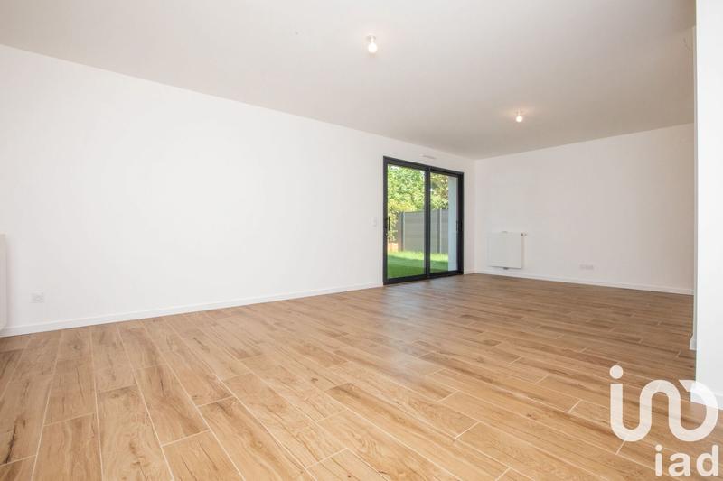 Maison - 180 m² - 6 pièces