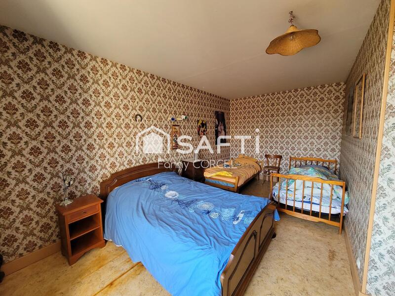 Maison - 195 m² - 7 pièces