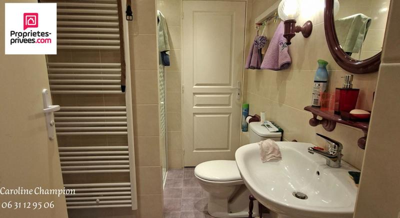 Maison - 214 m² - 7 pièces