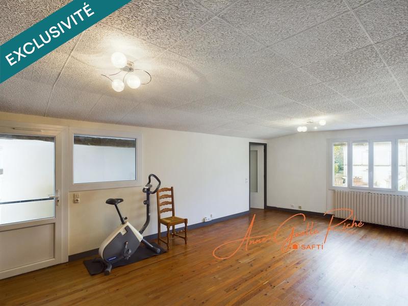 Maison - 246 m² - 8 pièces