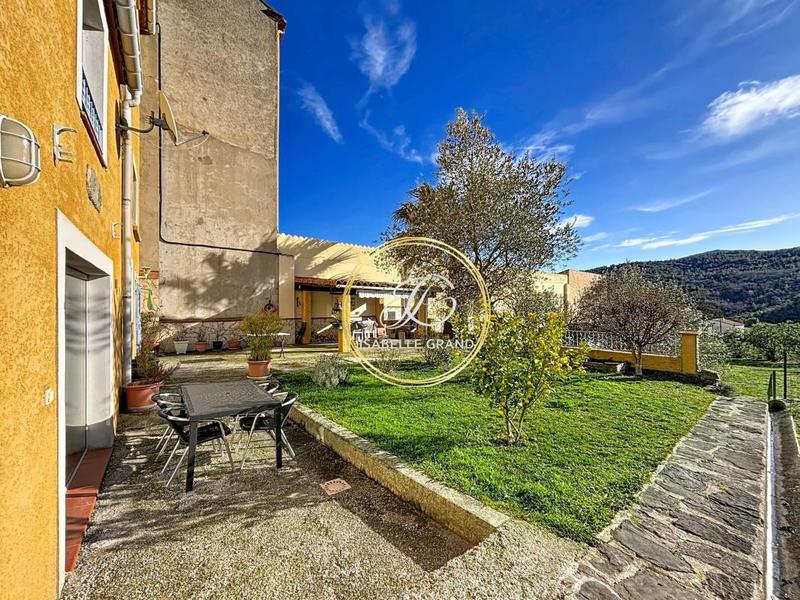 Maison de village - 109 m² - 5 pièces