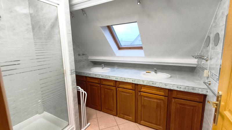 Maison - 115 m² - 7 pièces