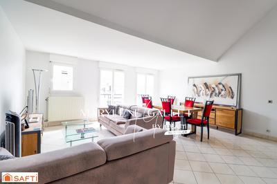 Appartement - 108 m² - 5 pièces