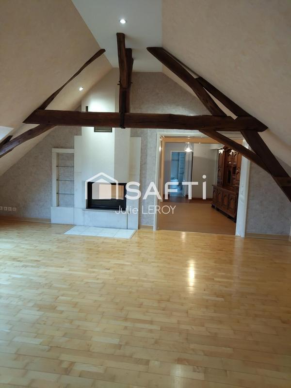 Maison de village - 202 m² - 8 pièces