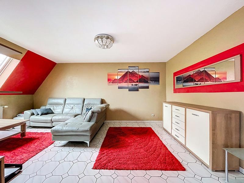 Maison - 98 m² - 5 pièces