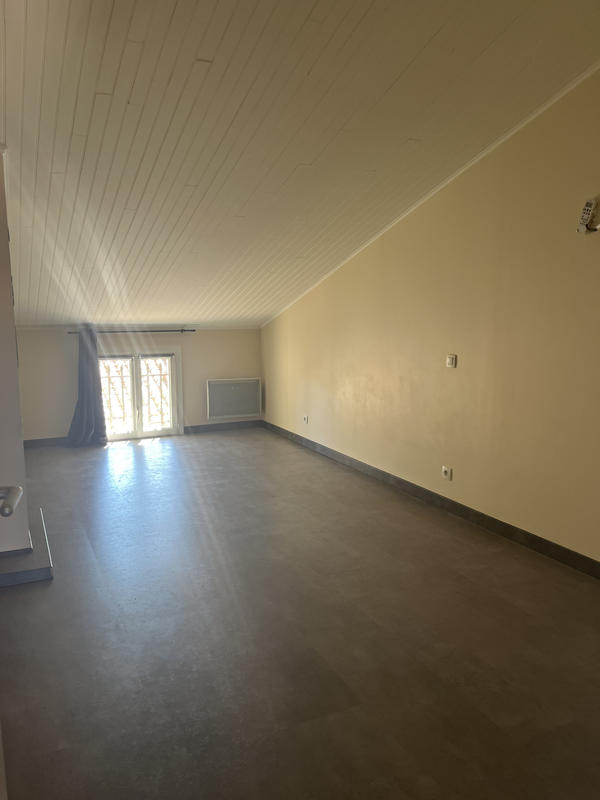 Appartement - 87 m² - 3 pièces