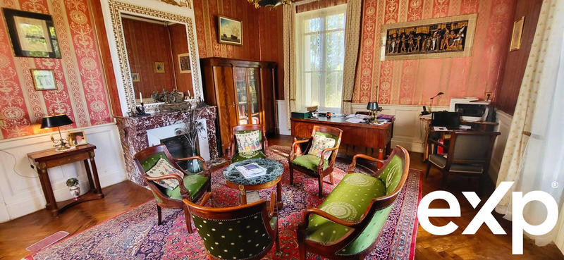 Maison - 365 m² - 10 pièces