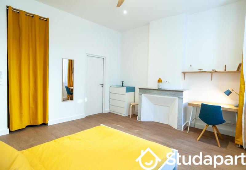 Chambre - 25 m² - 1 pièce