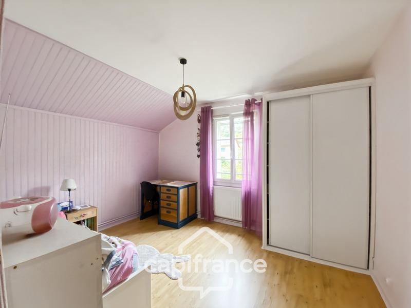 Maison bourgeoise - 212 m² - 8 pièces