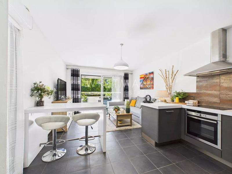 Appartement - 57 m² - 3 pièces