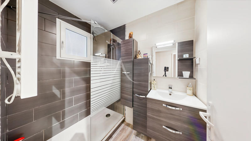 Maison - 87 m² - 3 pièces