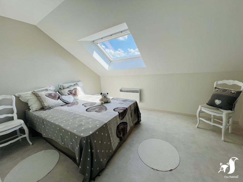 Maison - 380 m² - 12 pièces