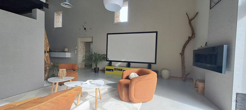 Maison - 246 m² - 8 pièces