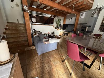 Appartement - 75 m² - 3 pièces