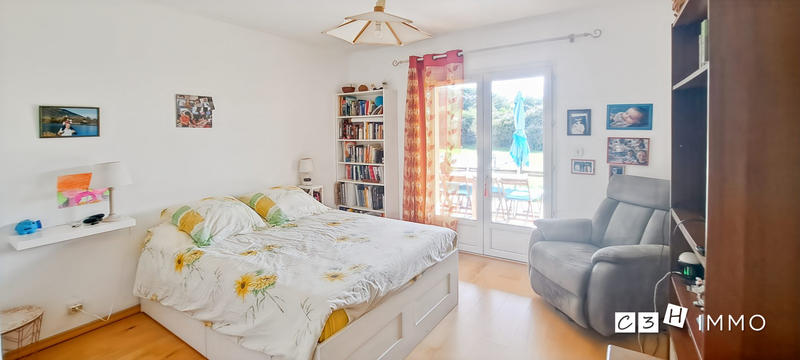 Villa - 222 m² - 7 pièces