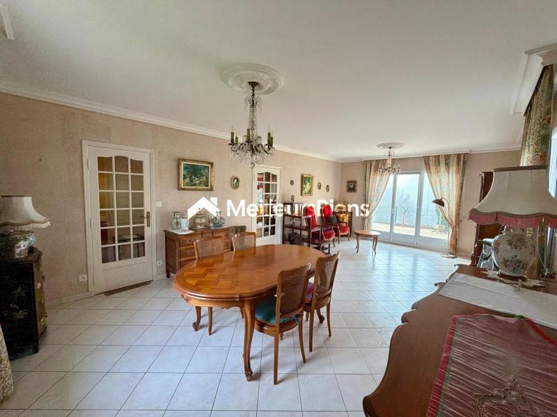 Pavillon - 105 m² - 5 pièces