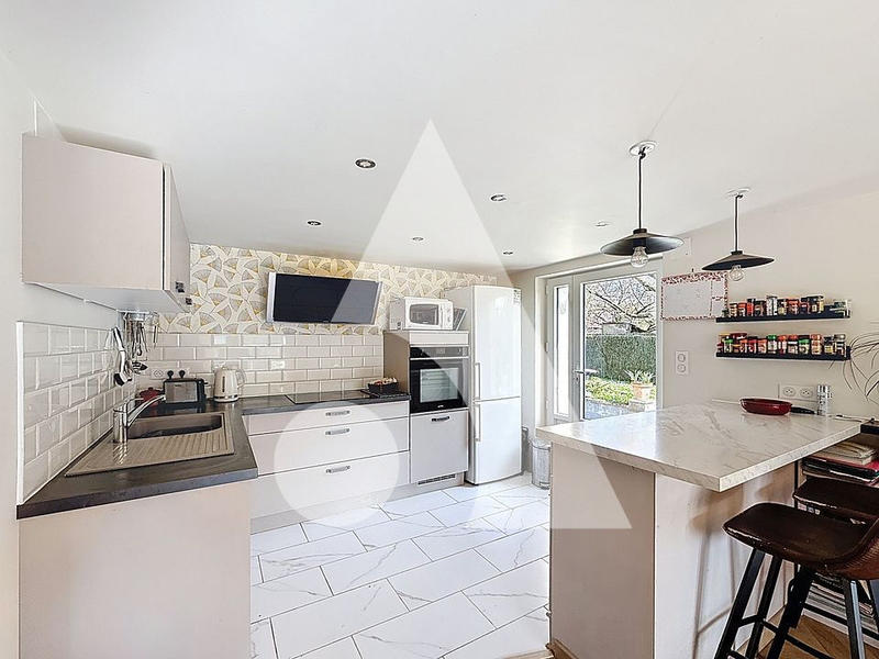 Maison - 148 m² - 5 pièces