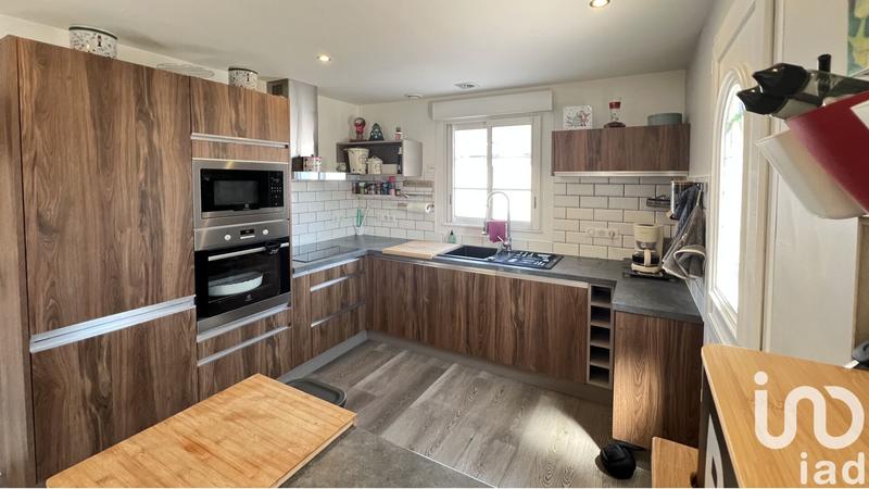 Maison - 194 m² - 9 pièces