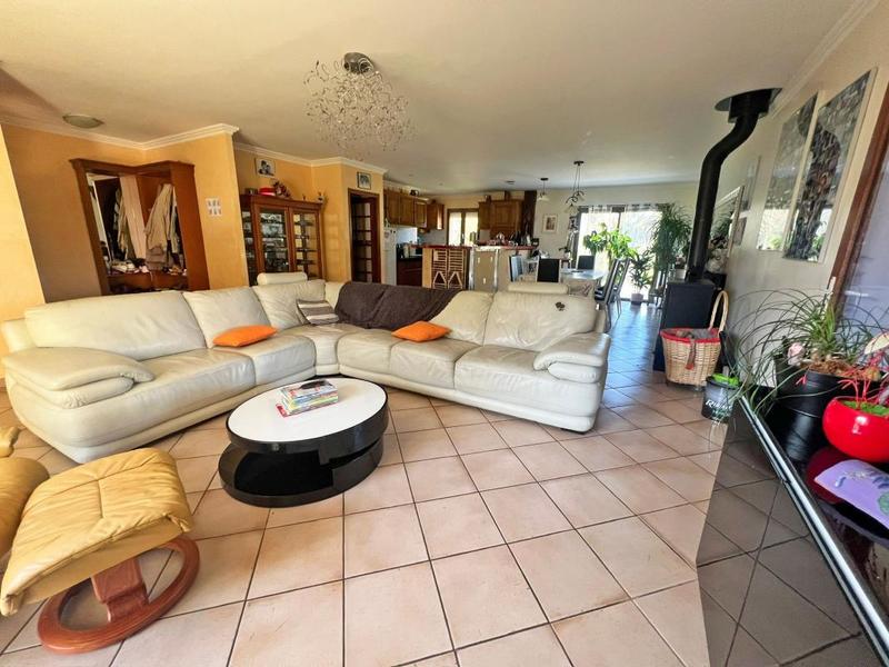 Maison - 348 m² - 10 pièces