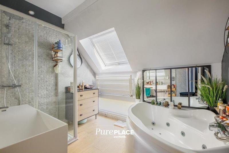 Maison d'architecte - 250 m² - 8 pièces