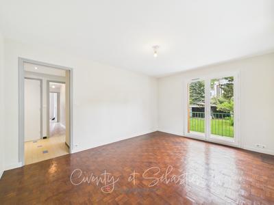 Appartement ancien - 68 m² - 4 pièces