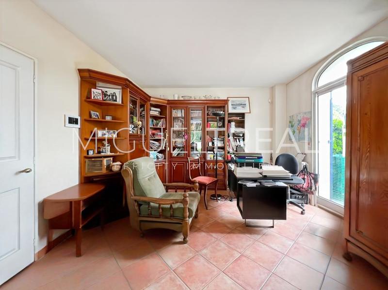 Maison - 135 m² - 6 pièces