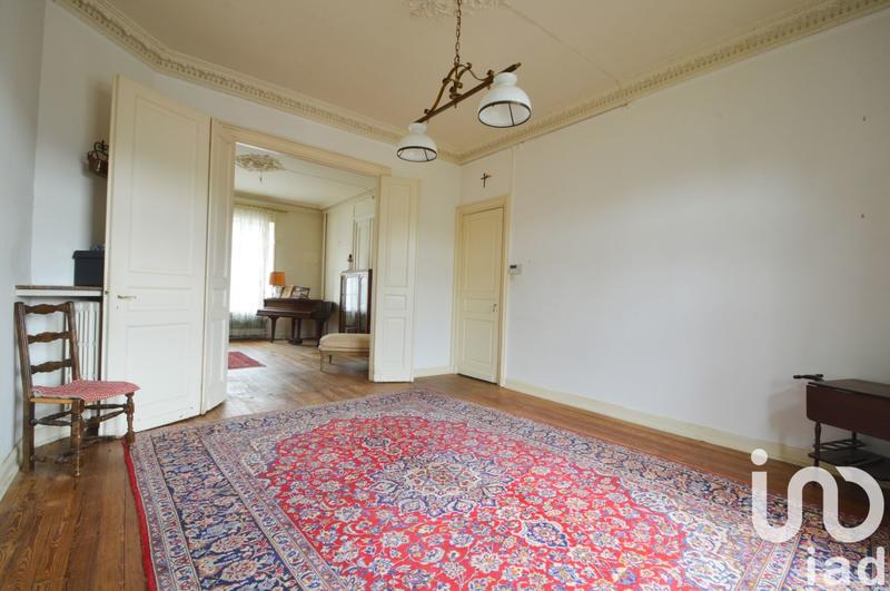 Maison - 200 m² - 11 pièces