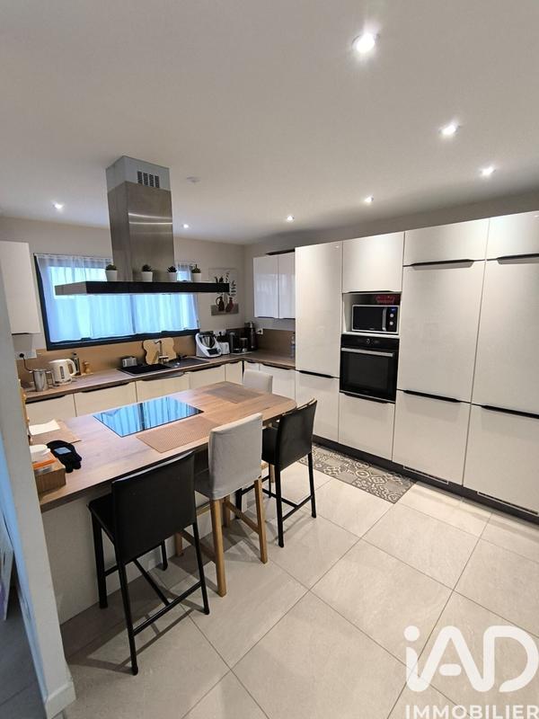 Maison - 155 m² - 6 pièces