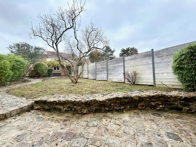 Maison - 115 m² - 6 pièces