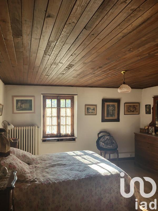 Maison - 250 m² - 8 pièces