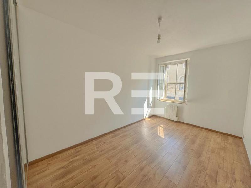 Appartement - 102 m² - 4 pièces