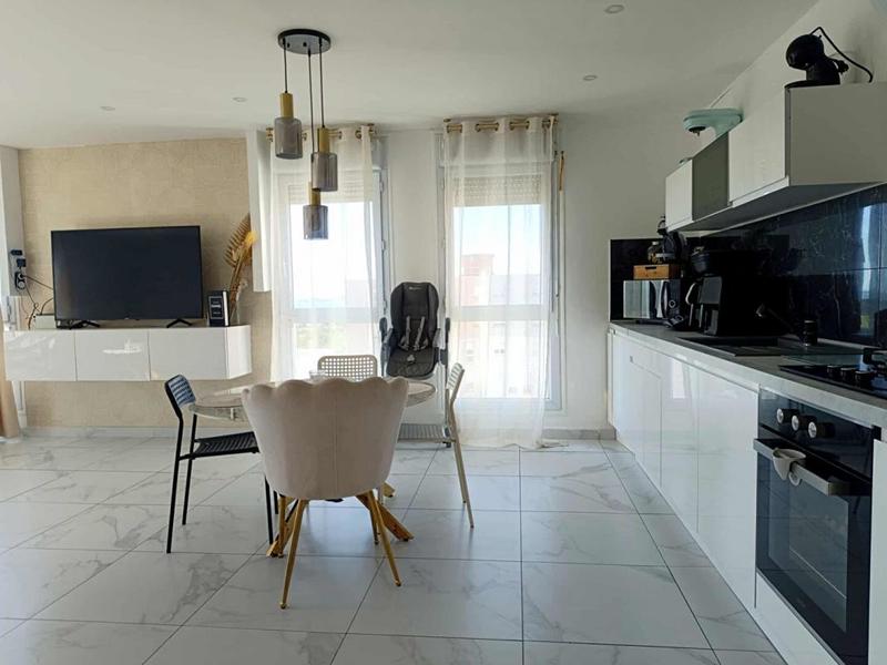 Appartement - 70 m² - 3 pièces