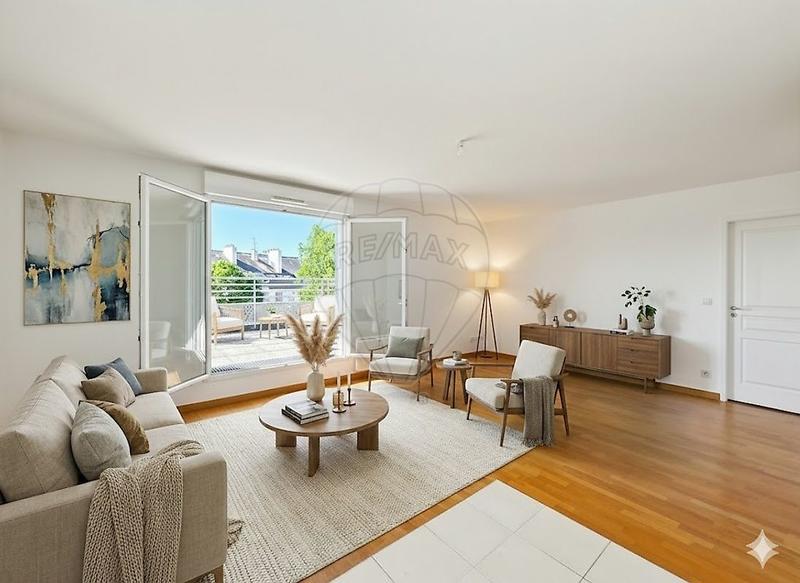 Appartement - 80 m² - 4 pièces