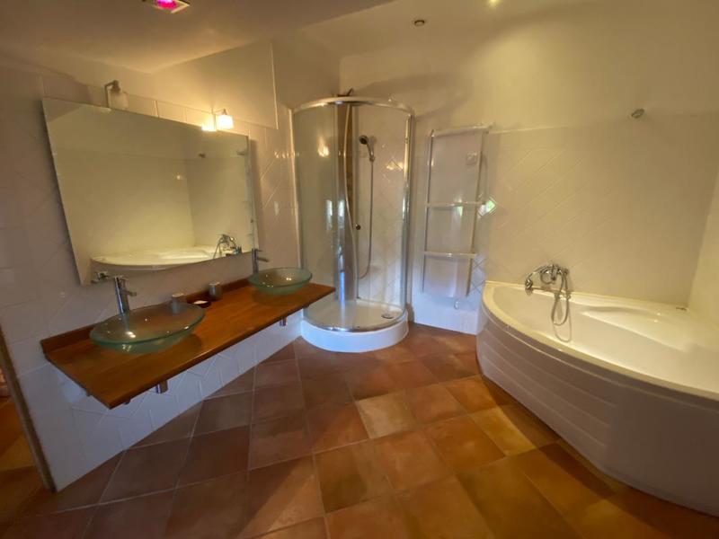 Maison de ville - 334 m² - 7 pièces