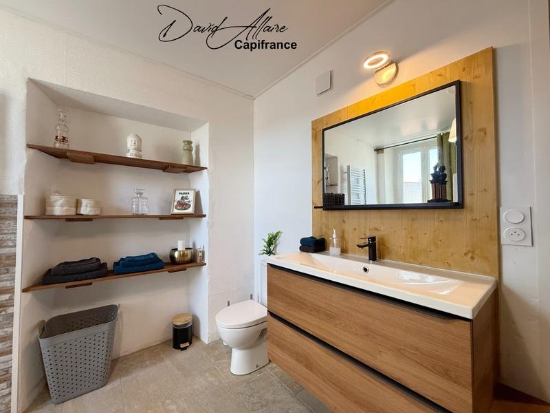 Appartement - 60 m² - 2 pièces