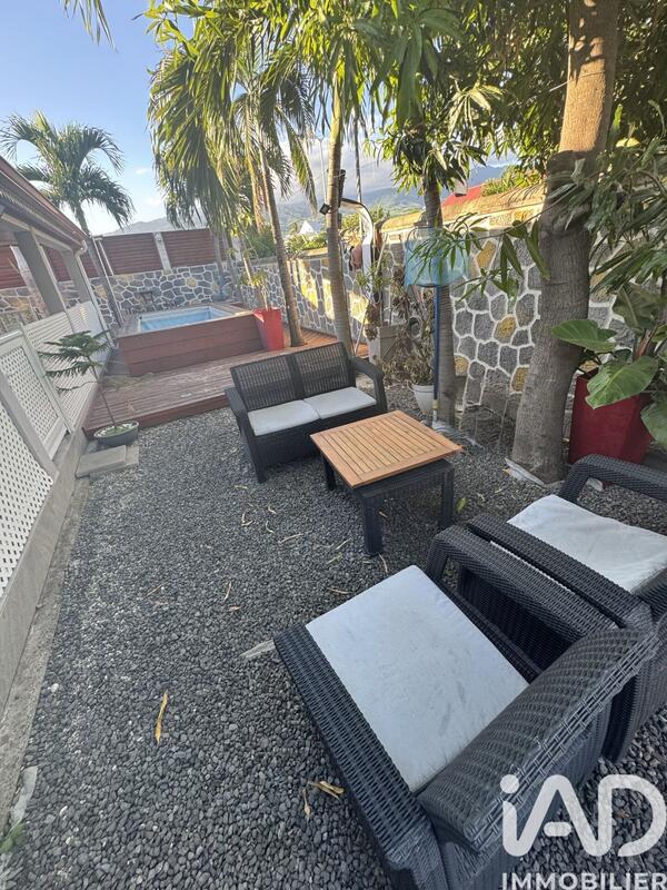 Maison - 104 m² - 6 pièces