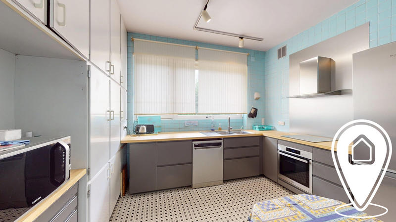 Maison - 346 m² - 11 pièces