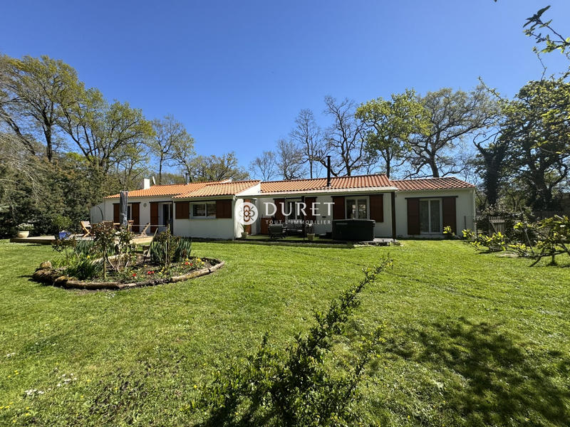 Maison - 179 m² - 5 pièces