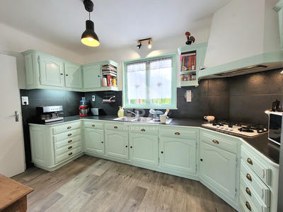 Maison - 102 m² - 4 pièces