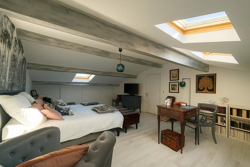 Maison - 195 m² - 7 pièces