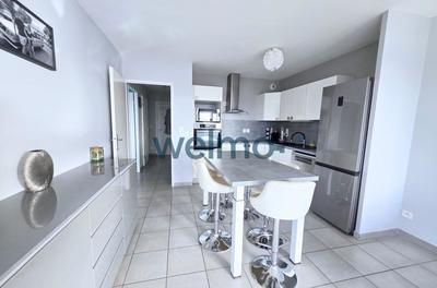 Appartement - 82 m² - 4 pièces