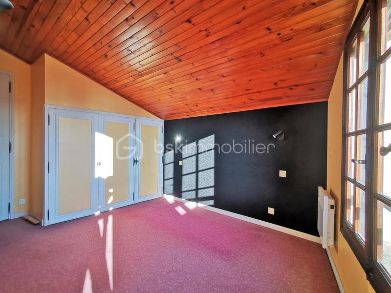 Maison traditionnelle - 138 m² - 138 pièces